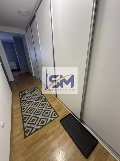 Gospodara Vučića | 4zida.rs