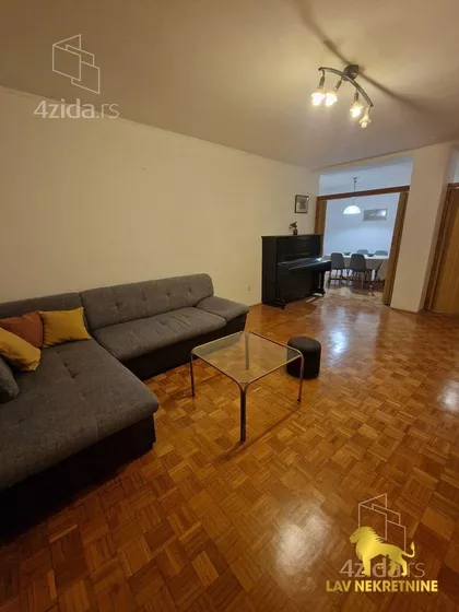 KEJ ŽRTAVA RACIJE | 4zida.rs