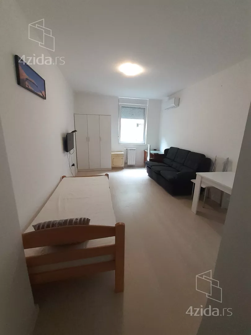 Garsonjera | 4zida