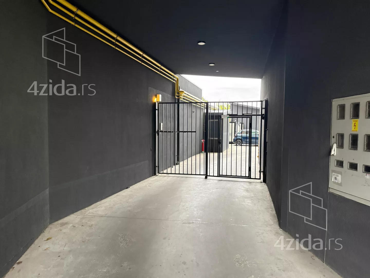 Parking | 4zida