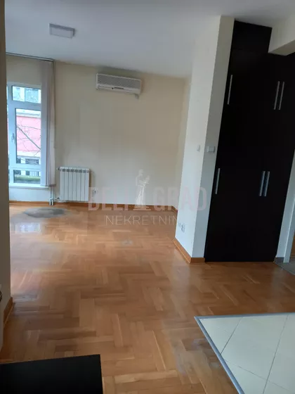 Konstantina Filozofa | 4zida.rs