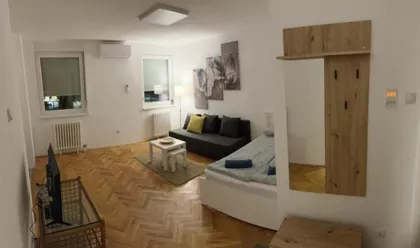 Miloja Zakića 90 | 4zida.rs