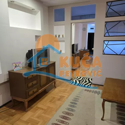 Dr Petra Vučinića | 4zida.rs