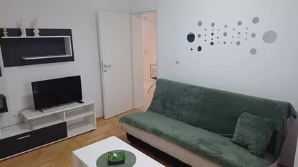 Momčila Milovanovića | 4zida.rs