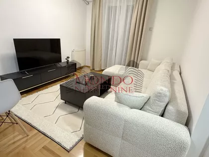 Dom Zdravlja | 4zida.rs