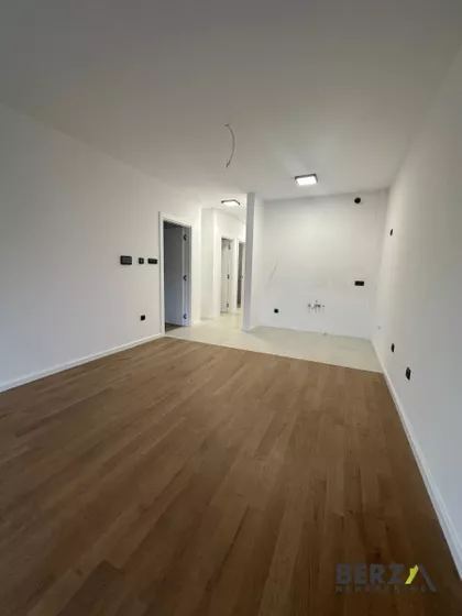 Bulevar Patrijarha Pavla (Somborski Bulevar) | 4zida.rs