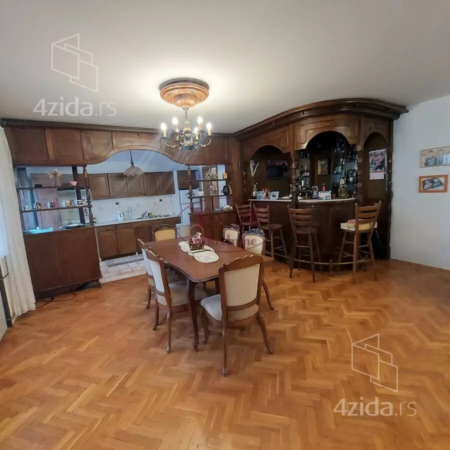 Kuća | 4zida