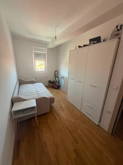 Ratinčeva 1A | 4zida.rs