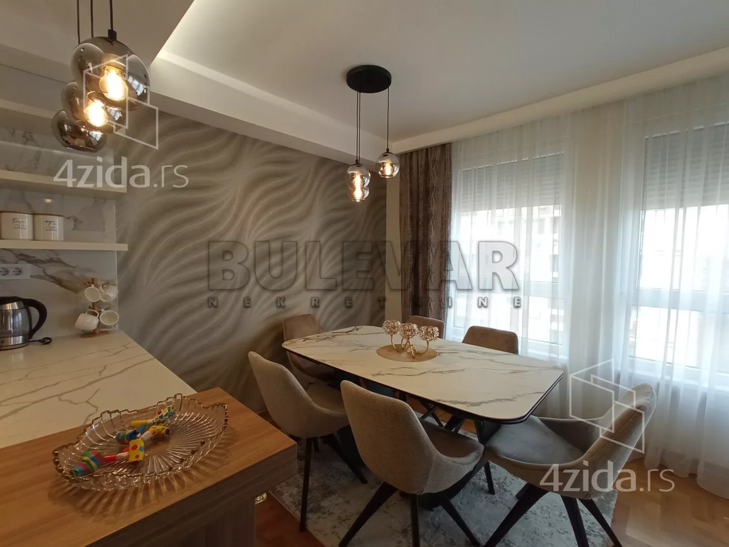 Dvoiposoban stan | 4zida