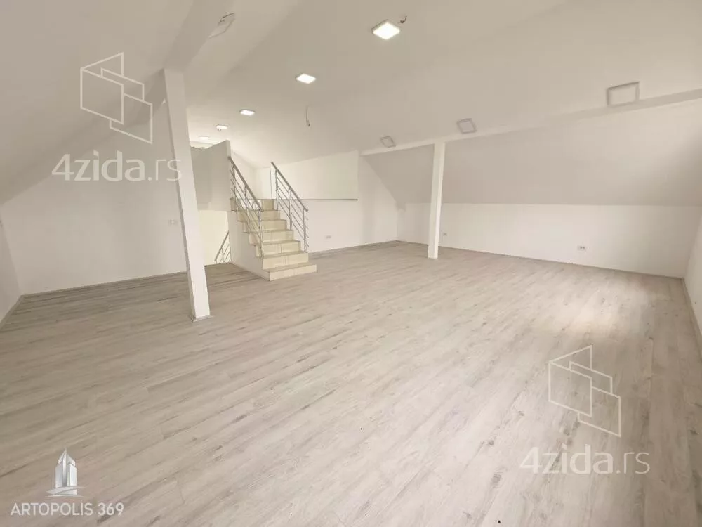 Poslovni prostor | 4zida