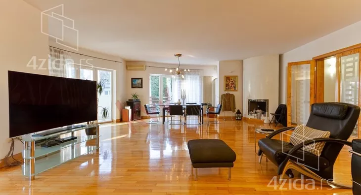 4-etažna kuća | 4zida