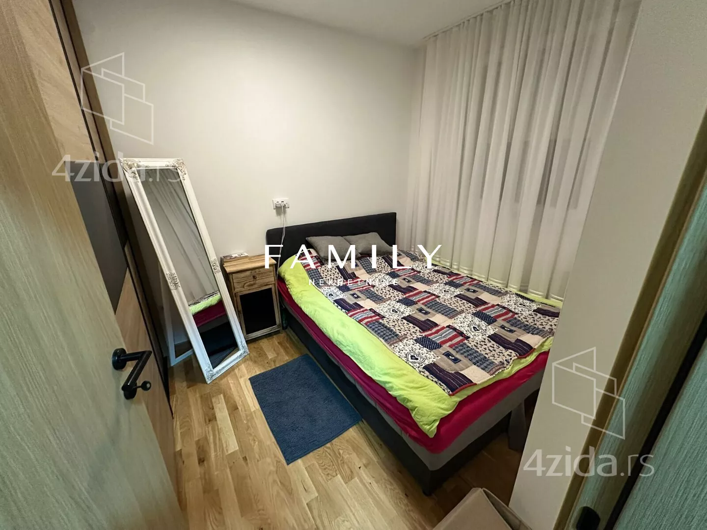 Jednoiposoban stan | 4zida