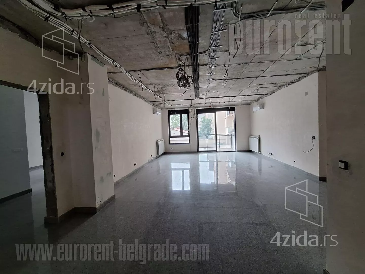 Poslovni prostor | 4zida