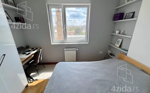 Troiposoban stan | 4zida