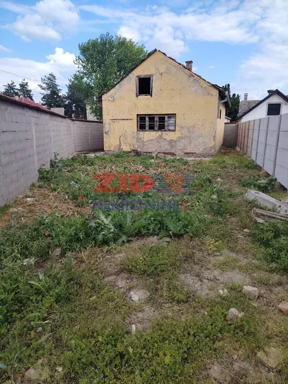 Stari Banovci | 4zida.rs
