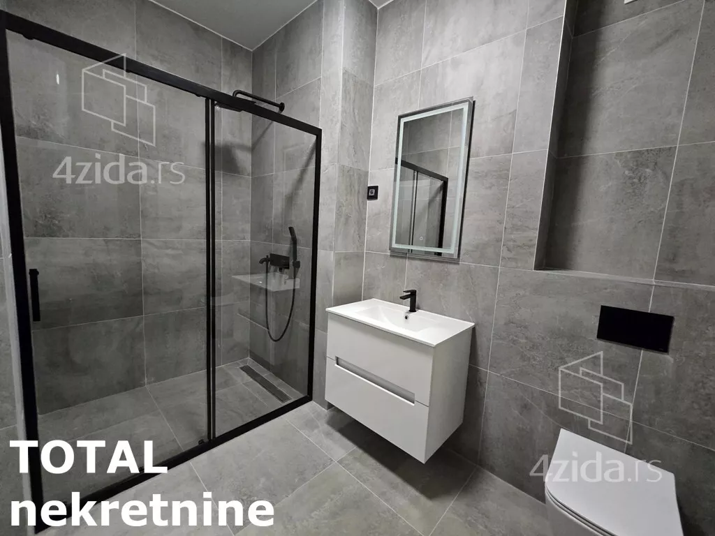 Šestosoban stan | 4zida