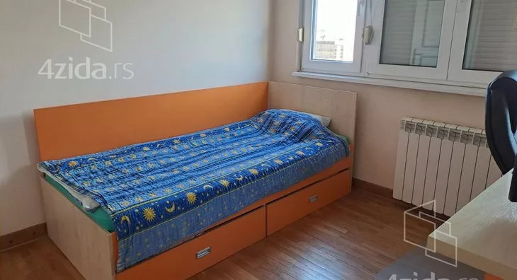 Petosoban stan | 4zida
