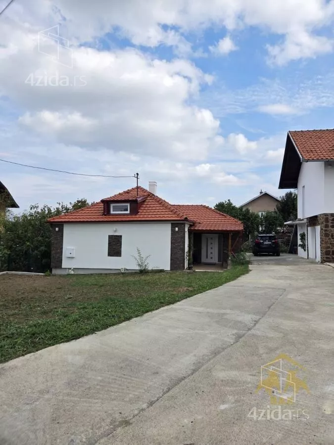 Kuća | 4zida