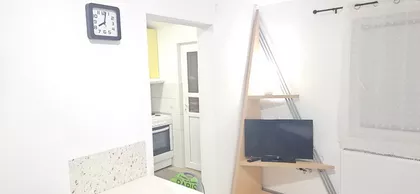 Gradska Bolnica | 4zida.rs