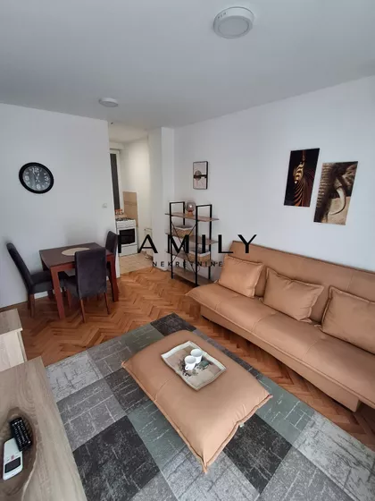 Nova Detelinara | 4zida.rs