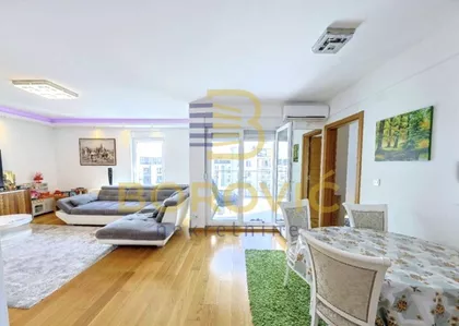 Zemunske kapije | 4zida.rs