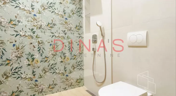 Četvoroiposoban stan | 4zida