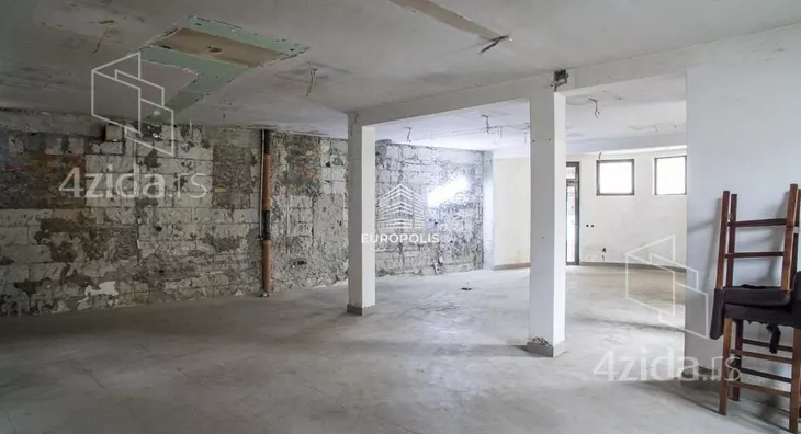 Poslovni prostor | 4zida