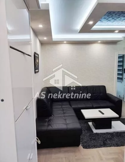 Crveni Krst Vračar | 4zida.rs