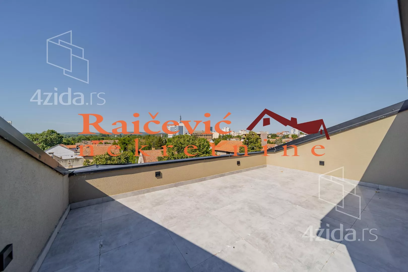 Četvorosoban stan | 4zida