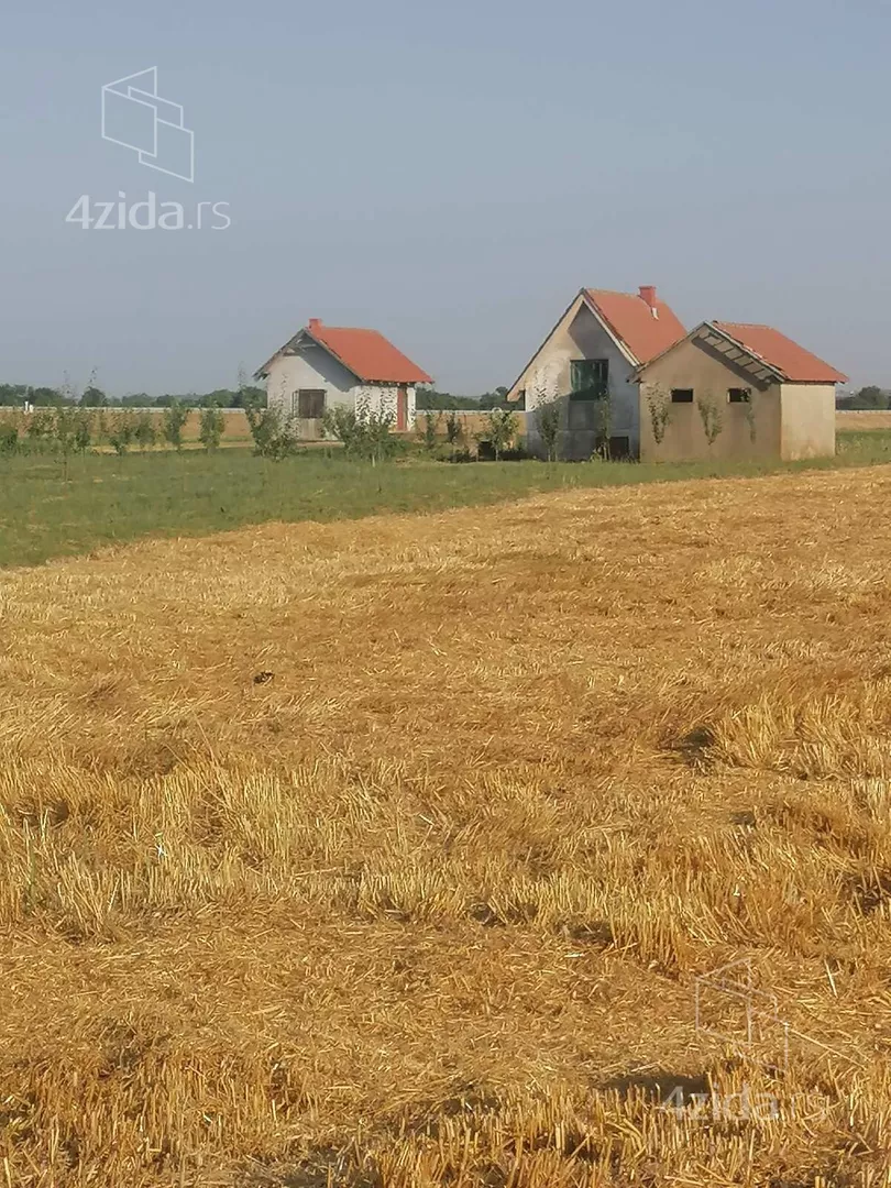 Poljoprivredno zemljište | 4zida
