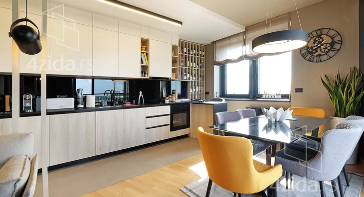 Četvorosoban stan | 4zida