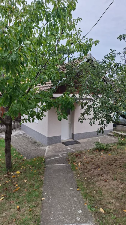 Železnik | 4zida.rs