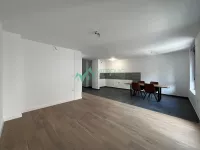 Šestosoban stan | 4zida