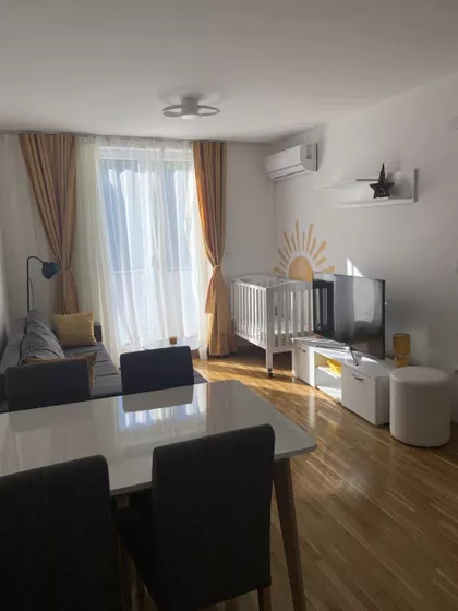 Žike Valjarevića | 4zida.rs