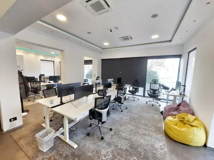 Veljka Petrovića 12 | 4zida.rs