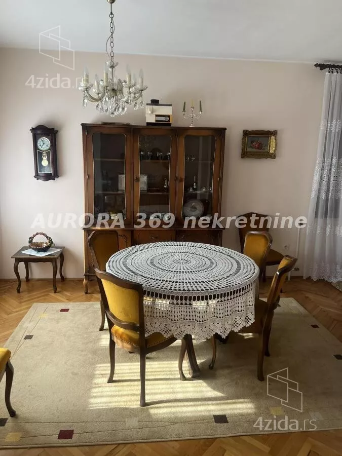 Kuća | 4zida