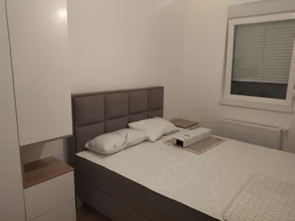 Mladenovac (mesto) | 4zida.rs