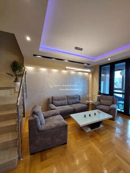 Crveni Krst Vračar | 4zida.rs