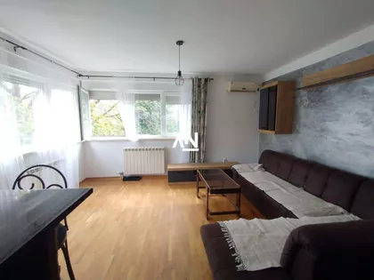 Veljka Dugoševića | 4zida.rs