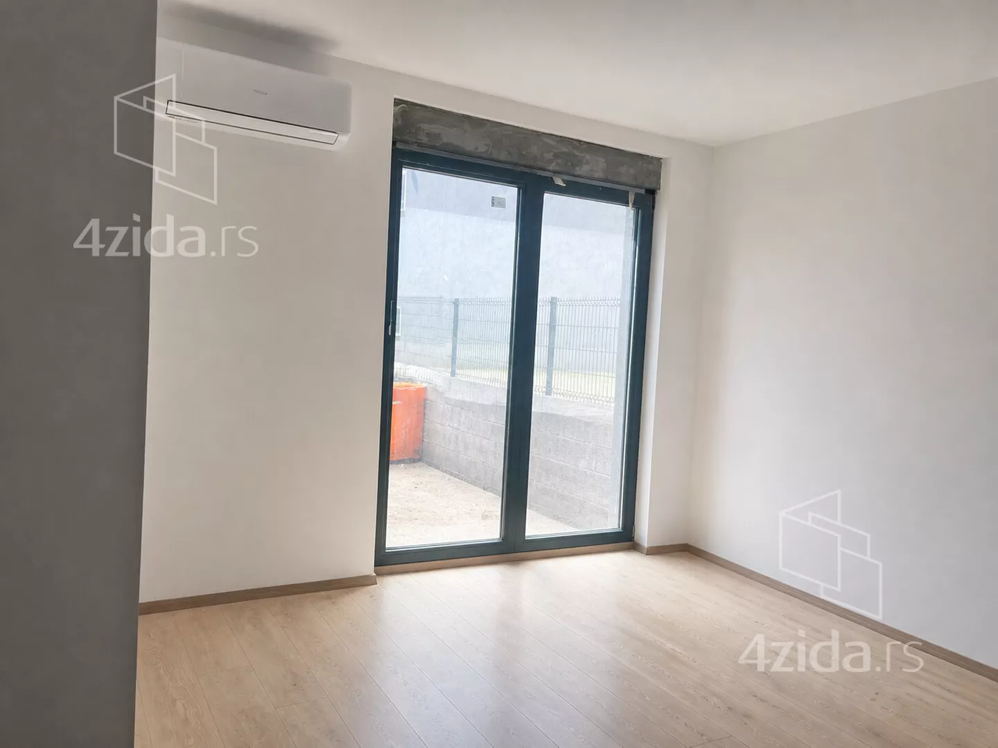 Garsonjera | 4zida
