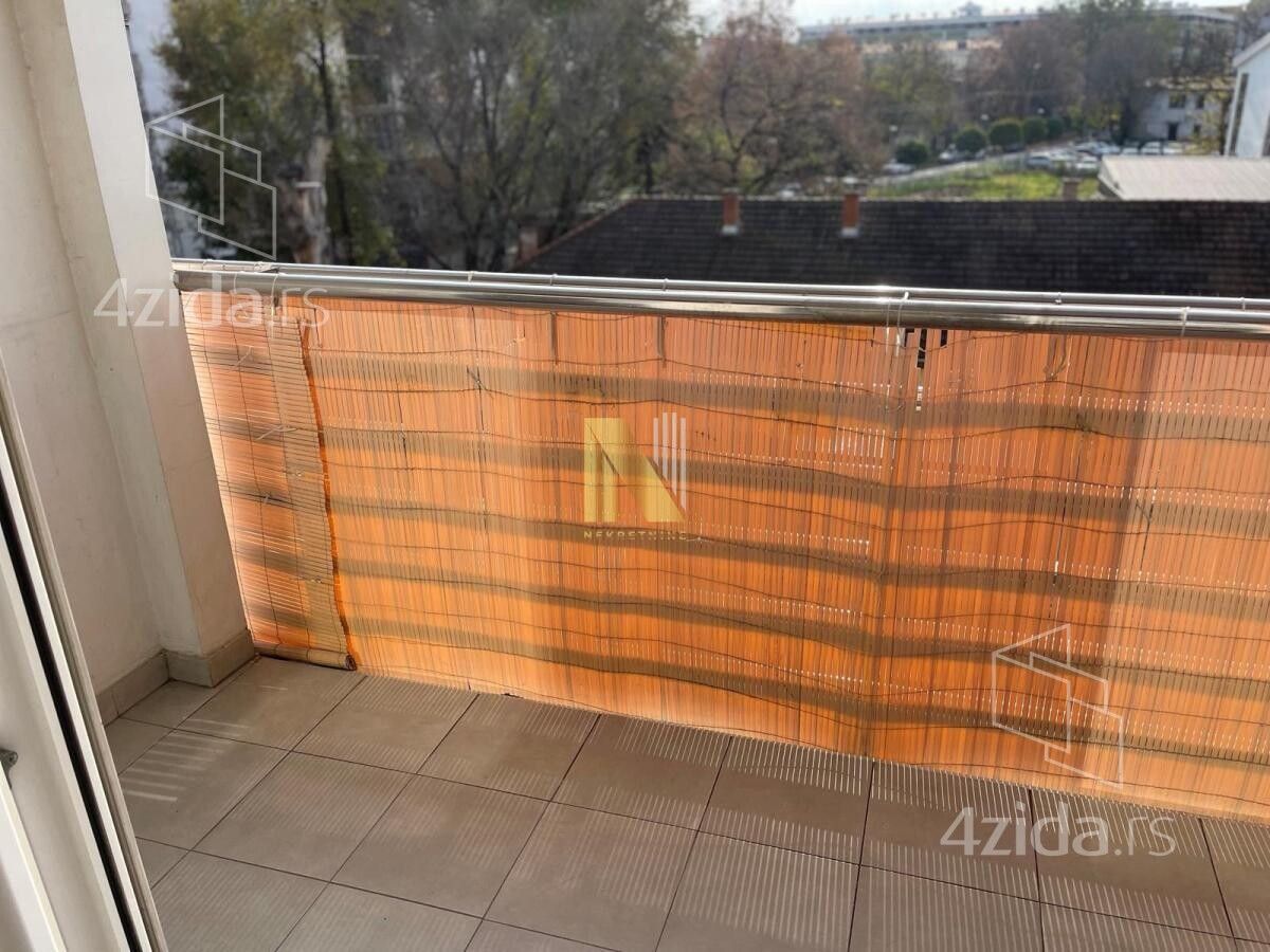 Apartment in Novi Sad, MZ Podbara - View 5