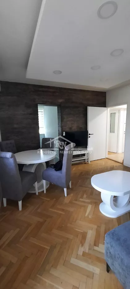 Kozarčeva | 4zida.rs