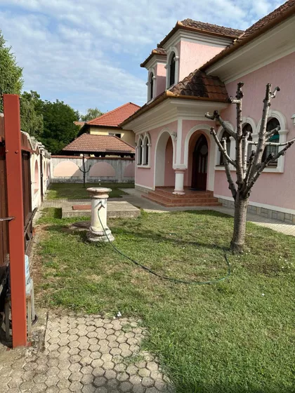 Kertvaroš | 4zida.rs