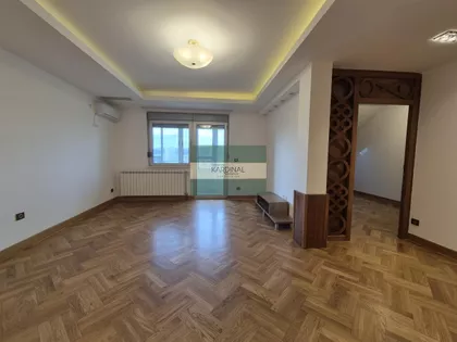 Vašarište | 4zida.rs