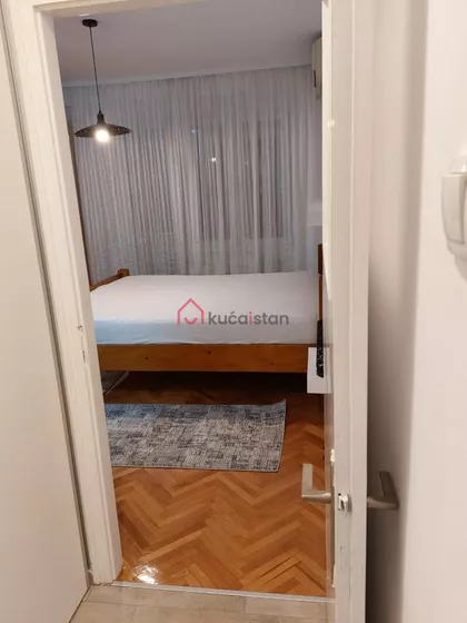 Zeleni Venac | 4zida.rs