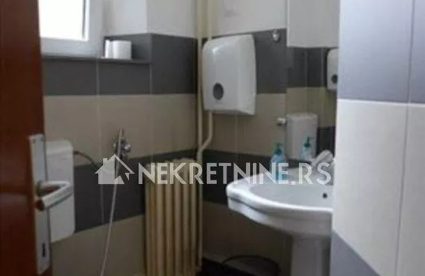 Šestosoban stan | 4zida