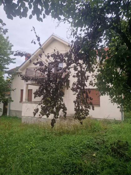 Nemanjina 24 | 4zida.rs