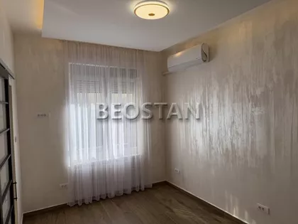 Knez Mihailova | 4zida.rs