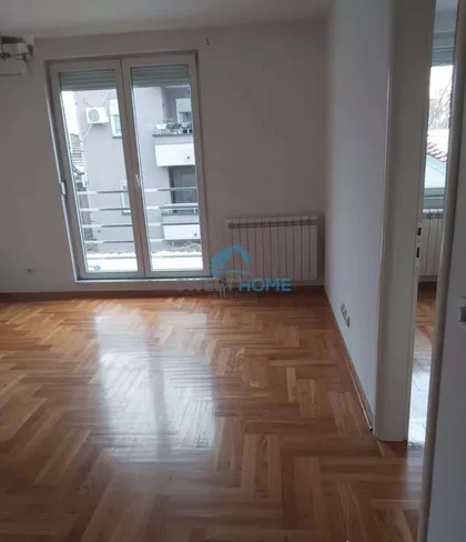 Miklošićeva | 4zida.rs