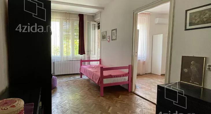 Četvoroiposoban stan | 4zida